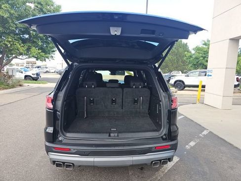 Used 2025 GMC Acadia Elevation AWD/4WD image 7