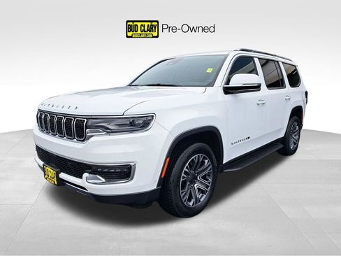 Used 2022 Jeep Wagoneer Series III AWD/4WD image 1