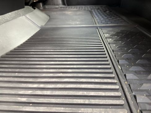 Used 2022 RAM 1500 Laramie image 29