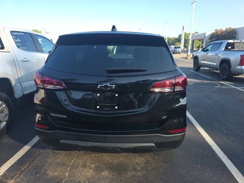 Used 2023 Chevrolet Equinox LT FWD image 6