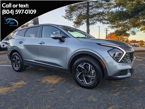 Used 2024 Kia Sportage LX image 1