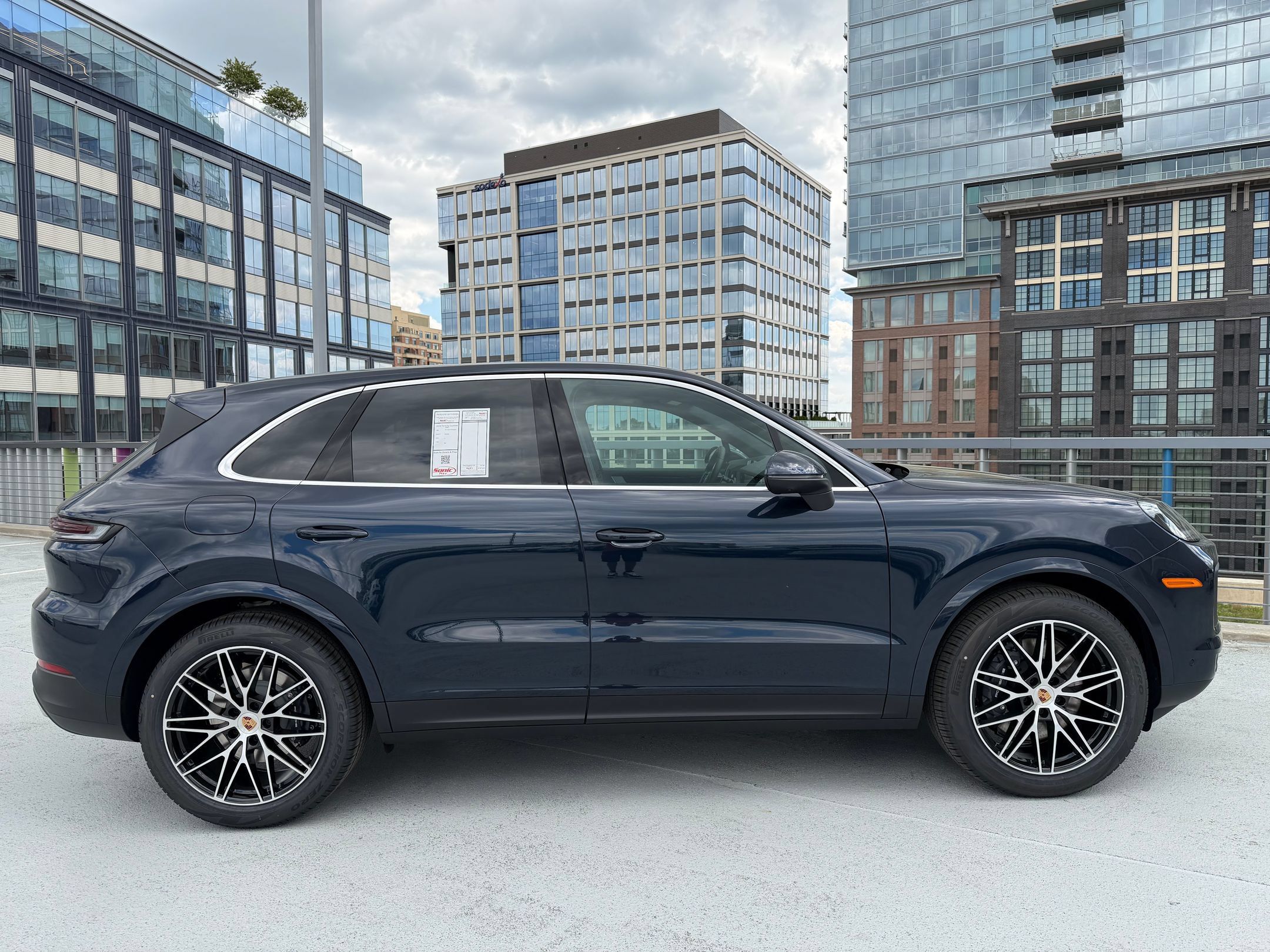 Used 2026 Porsche Cayenne AWD/4WD image 8
