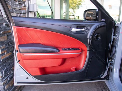 Used 2021 Dodge Charger Scat Pack RWD image 9