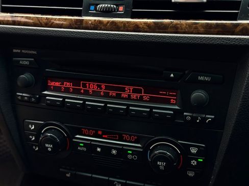 Used 2006 BMW 330xi Sedan image 44