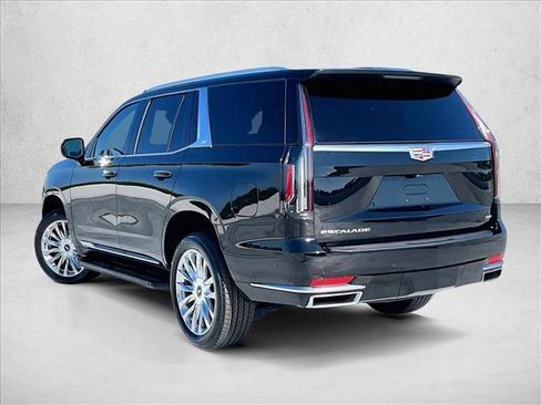 Used 2023 Cadillac Escalade Premium Luxury image 13