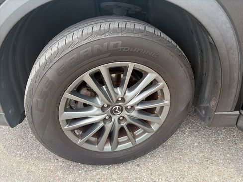 Used 2017 MAZDA CX-5 Touring w/ I-ACTIVSENSE Package AWD/4WD image 12