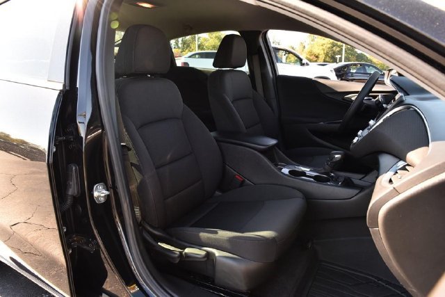 Used 2024 Chevrolet Malibu RS w/ LPO, Floor Liner Package FWD image 20