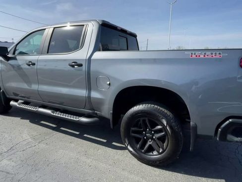 Used 2021 Chevrolet Silverado 1500 LT Trail Boss w/ Convenience Package II AWD/4WD image 6