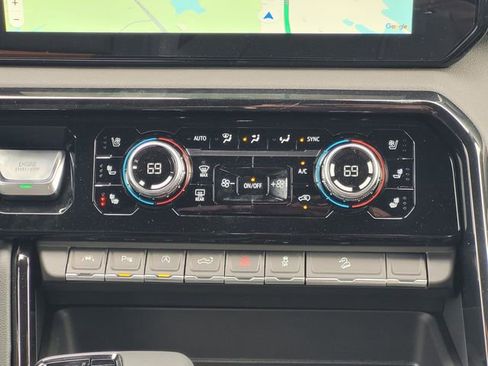 New 2026 GMC Sierra 1500 AT4 w/ Technology Package image 15