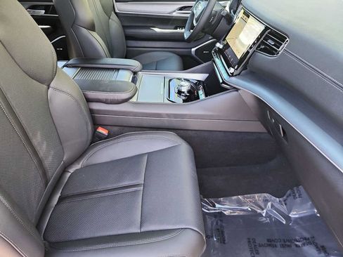 New 2026 Jeep Grand Wagoneer 4WD image 50