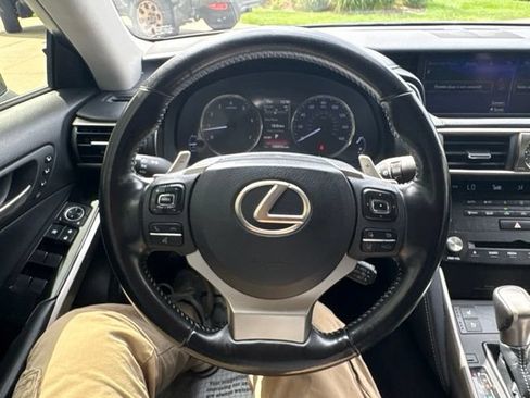Used 2018 Lexus IS 300 AWD w/ Comfort Package image 14