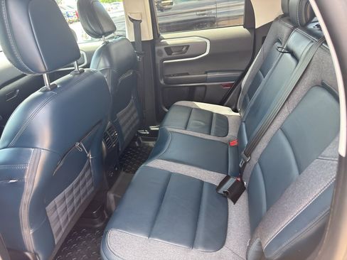 Used 2022 Ford Bronco Sport Outer Banks w/ Tech Package AWD/4WD image 9