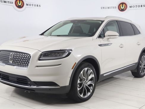 Used 2023 Lincoln Nautilus Reserve w/ Equipment Group 201A AWD/4WD image 5