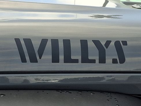 Used 2021 Jeep Wrangler 4WD Unlimited Willys image 30