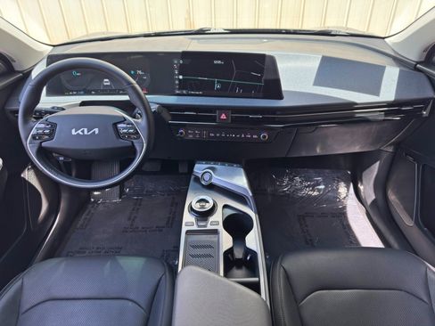 Used 2022 Kia EV6 Wind w/ Wind Technology Package AWD/4WD image 11