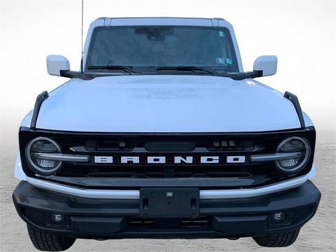 Certified 2025 Ford Bronco Outer Banks image 7