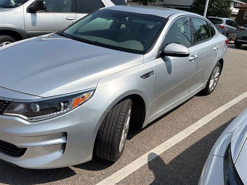 Used 2016 Kia Optima EX FWD image 26