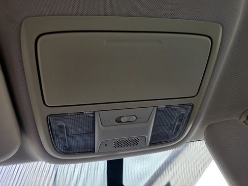 Used 2015 Honda CR-V LX image 45