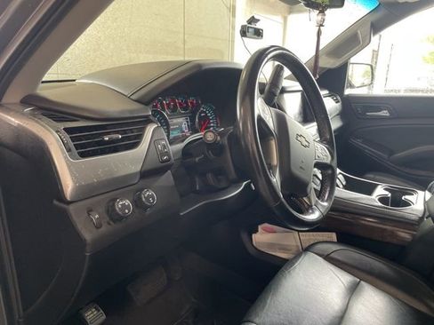 Used 2019 Chevrolet Tahoe LT image 9
