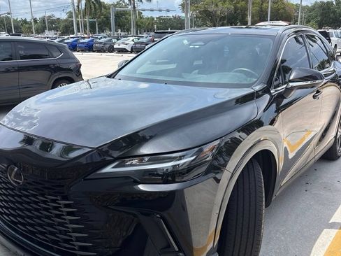 Used 2024 Lexus RX 350 Premium w/ Convenience Package FWD image 3
