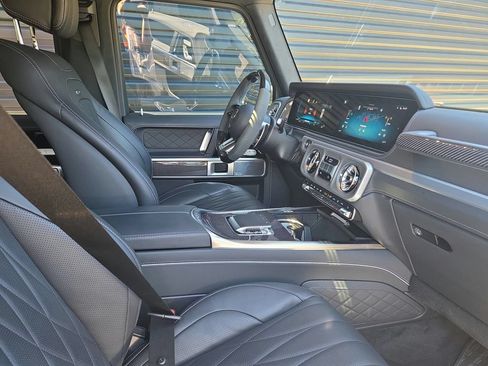 Used 2025 Mercedes-Benz G 63 AMG 4MATIC image 18