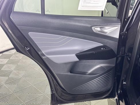 Certified 2023 Volkswagen ID.4 Pro S AWD/4WD image 21