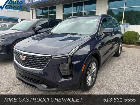 Used 2025 Cadillac XT4 Premium Luxury FWD image 1