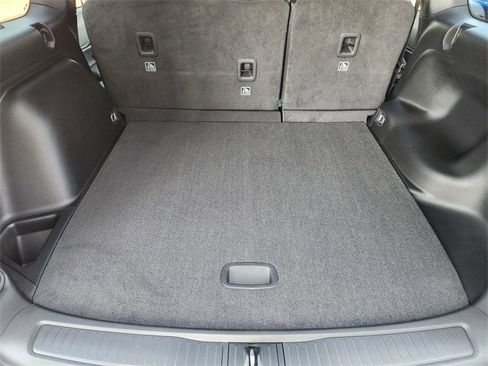 New 2025 Jeep Grand Cherokee Altitude image 23