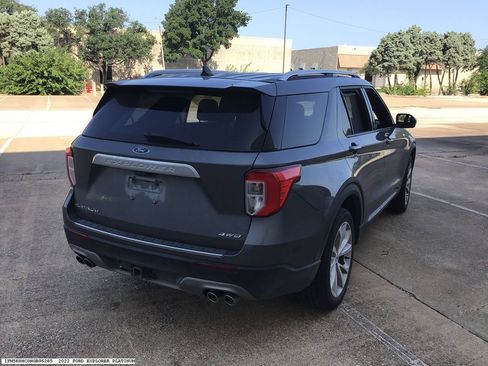 Used 2022 Ford Explorer Platinum w/ Equipment Group 601A AWD/4WD image 5