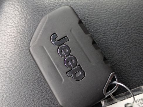 Used 2021 Jeep Gladiator Mojave image 31