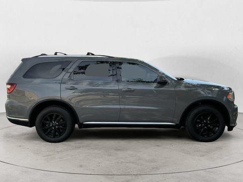 Used 2019 Dodge Durango SXT AWD/4WD image 4