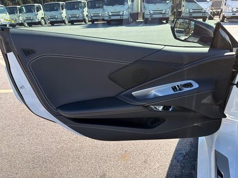 Certified 2025 Chevrolet Corvette Stingray Coupe w/ Z51 Performance Package image 10