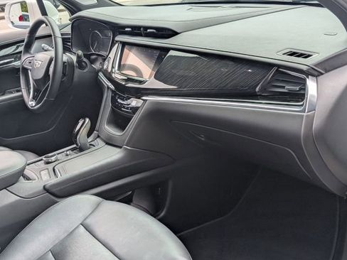 Used 2020 Cadillac XT6 Premium Luxury FWD image 14