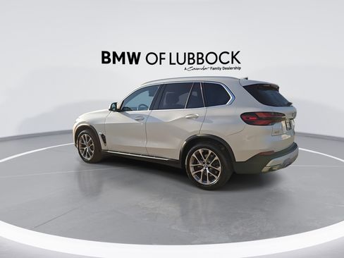 Used 2024 BMW X5 xDrive40i image 7