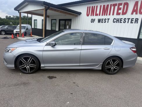 Used 2016 Honda Accord Sport image 12