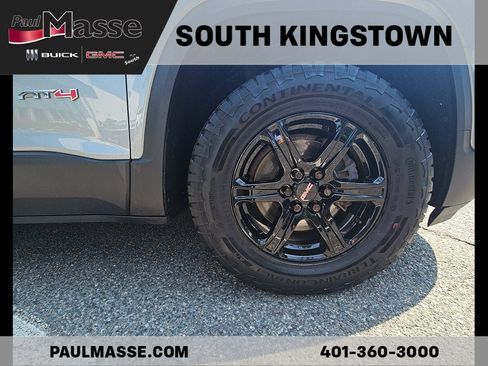Used 2023 GMC Acadia AT4 w/ Technology Package AWD/4WD image 9