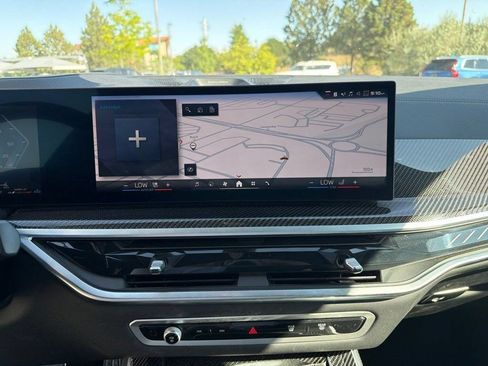 Used 2025 BMW X5 M60i AWD/4WD image 14