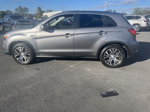 Used 2018 Mitsubishi Outlander Sport ES image 8