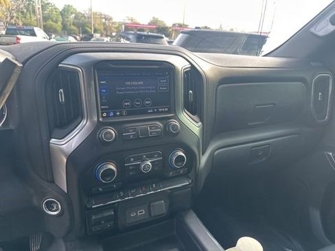 Used 2021 Chevrolet Silverado 1500 LT Trail Boss image 13