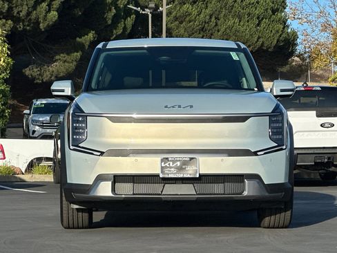 New 2026 Kia EV9 Light image 9