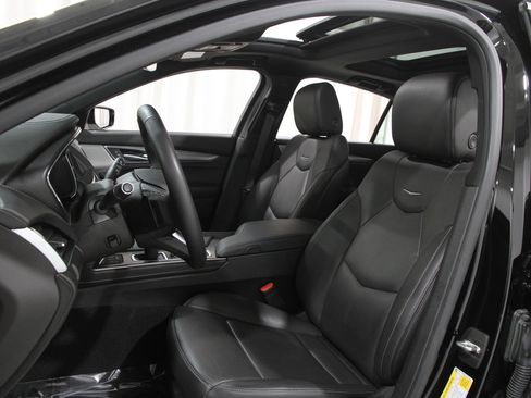 Used 2022 Cadillac CT5 Premium Luxury image 5