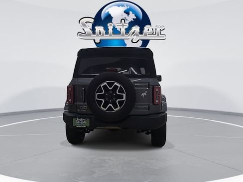 Used 2023 Ford Bronco Outer Banks image 10