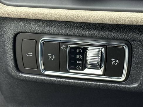 New 2026 Lincoln Corsair Premiere FWD image 41