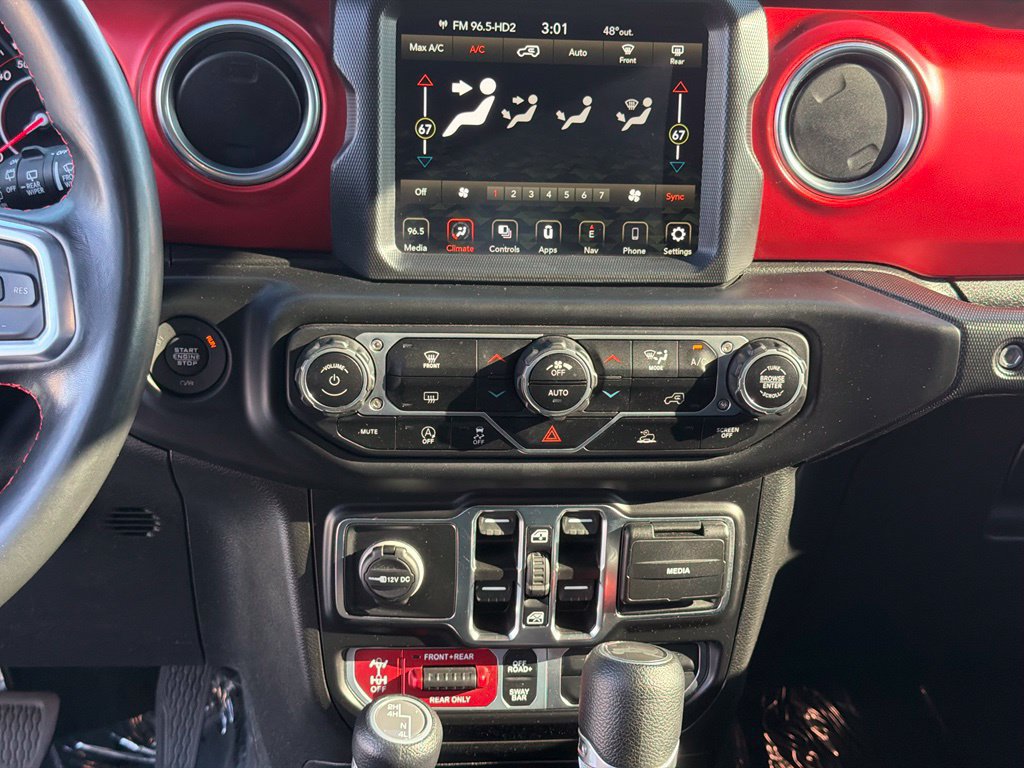 Used 2022 Jeep Wrangler Unlimited Rubicon AWD/4WD image 16
