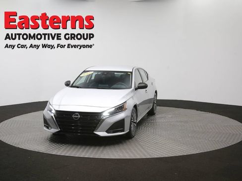 Used 2024 Nissan Altima 2.5 SV FWD image 53