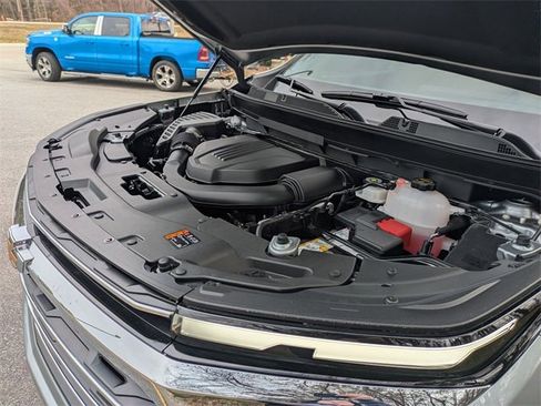 New 2026 Chevrolet Traverse LT w/ Sun and Wheel Package image 40