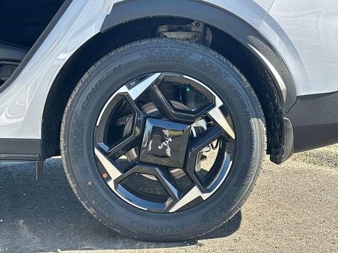 New 2026 Kia Sportage EX image 20