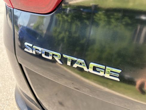 Used 2017 Kia Sportage LX FWD image 13