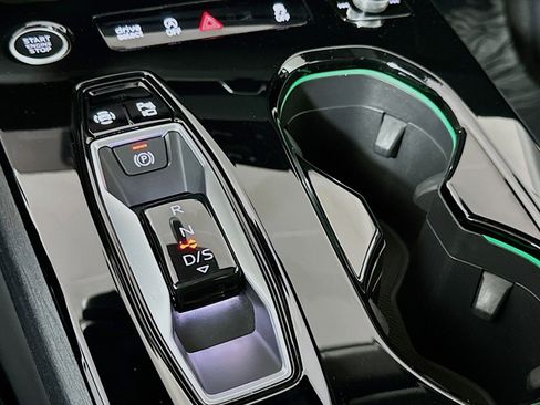 Used 2025 Audi A5 2.0T Premium w/ Convenience Package image 7