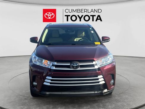 Used 2019 Toyota Highlander XLE FWD image 8